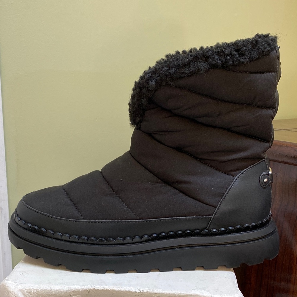 Sam Edelman Ozie Boots Black Quilted Winter Boots size 6.5 H2N12